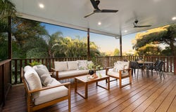 4 Yanderra Avenue, Arana Hills, Qld 4054