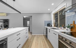 114 Equestrian Drive, Yamanto, Qld 4305