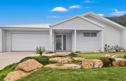 19 Springfield Circuit, Cannonvale, Qld 4802