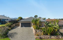 148 Santa Monica Drive, Augustine Heights, Qld 4300