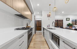 12 Undara Road, Clyde North, Vic 3978