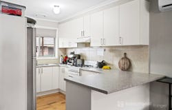 1/3 Violen Street, Bayswater, Vic 3153
