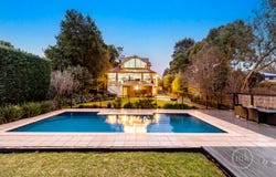 102 Old Eltham Road, Lower Plenty, Vic 3093