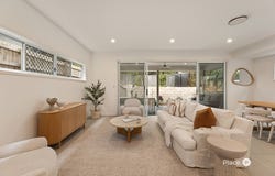 131 Macrossan Avenue, Norman Park, Qld 4170
