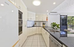 3/3 Johnston St, Bilinga, Qld 4225
