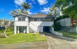 66 Eugaree Street, Southport, Qld 4215