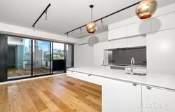 304/99 Palmerston Crescent, South Melbourne, Vic 3205