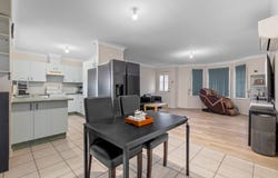 1 Oro Place, Glenfield, NSW 2167