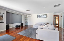 44 Longmore Parade, Broadwood, WA 6430