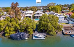 10 Saltwater Terrace, Helensvale, Qld 4212