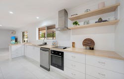 4 Cooyar Street, Aspley, Qld 4034