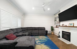 18 Ellerslie Road, Adamstown Heights, NSW 2289