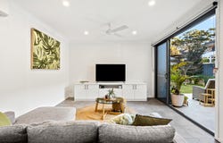 8 Ocean Beach Drive, Shellharbour, NSW 2529