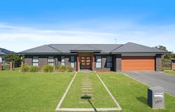 109 Elena Court, Elimbah, Qld 4516
