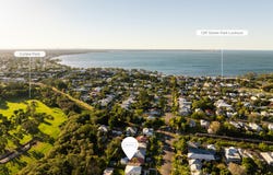 79 Palm Avenue, Shorncliffe, Qld 4017