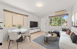 2/20 Wellington Street, Clayfield, Qld 4011