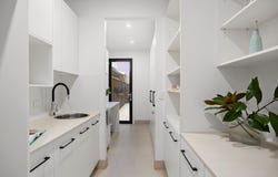 2B St Andrews Way, West Lakes, SA 5021