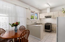 20 Kiers Avenue, Mount Waverley, Vic 3149