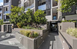 4002/172 Venner Road, Yeronga, Qld 4104