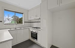 9/4 Hearn Street, Drouin, Vic 3818