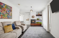 41 Catherine Street, Mannering Park, NSW 2259