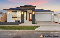 11 Lausanne Way, Canning Vale, WA 6155