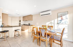 2/13 Woolert Street, Ashwood, Vic 3147