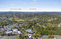 8 Moordale Street, Chapel Hill, Qld 4069