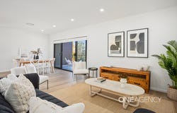 11 Hilltop Avenue, Lake Heights, NSW 2502