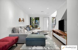 43 Rolla Road, Glenfield, NSW 2167