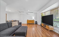 26 Fadden Close, Arundel, Qld 4214