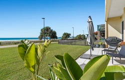 4/269 Golden Four Drive, Bilinga, Qld 4225