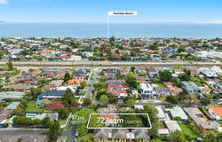 18 Elm Grove, Parkdale, Vic 3195