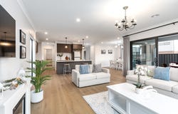 27 Fairground Promenade, Berwick, Vic 3806
