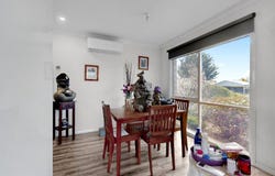 1 Gregory Place, Melton West, Vic 3337