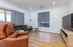 5 & 5A Cove Circuit, Dubbo, NSW 2830