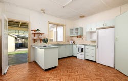20 Dory Street, Tin Can Bay, Qld 4580