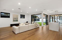 2B St Andrews Way, West Lakes, SA 5021