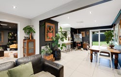 8 Claremont Drive, Leopold, Vic 3224