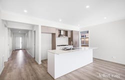 23 Melaan Way, Clyde North, Vic 3978