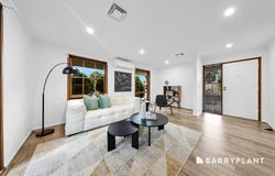5 Radiata Court, Mill Park, Vic 3082