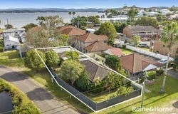 1 Capri Close, Belmont, NSW 2280