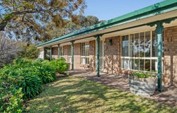 32 Babbacombe Drive, Moana, SA 5169