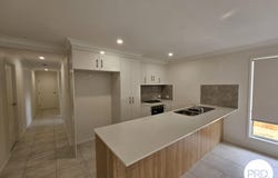 19 Scampi Drive, Clinton, Qld 4680