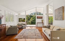 41 Sixth Avenue, St Lucia, Qld 4067