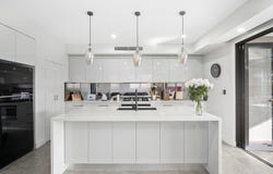 118 Kennedy Street, Picnic Point, NSW 2213