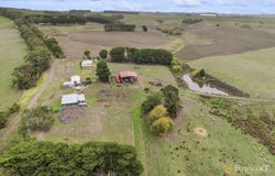 209 Centre Spur Road, Cooriemungle, Vic 3268