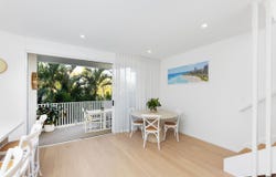 2/135 Golden Four Drive, Bilinga, Qld 4225
