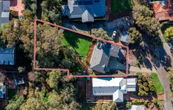 10 Greendale Place, Kelmscott, WA 6111