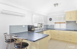 93 Bennett Street, Berserker, Qld 4701